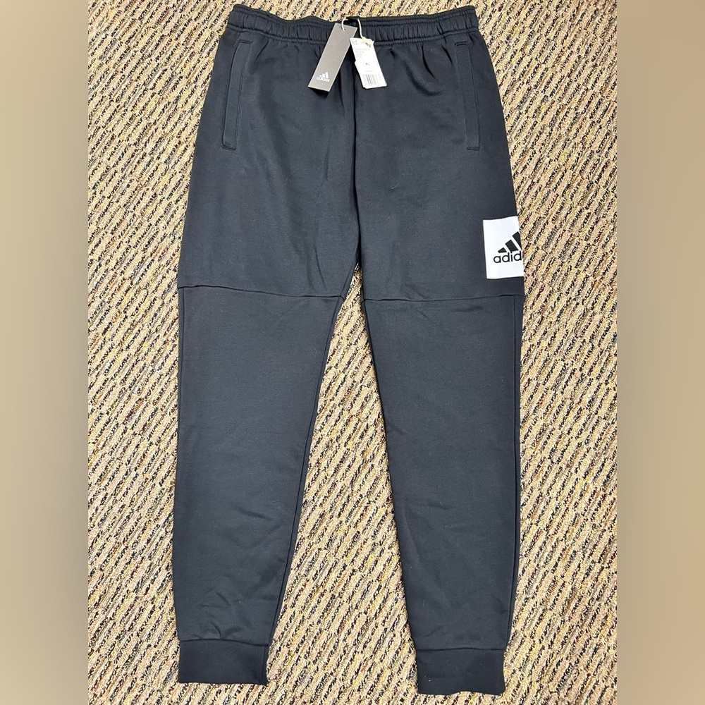 Adidas Jogging/Lounge Pants Men’s XL